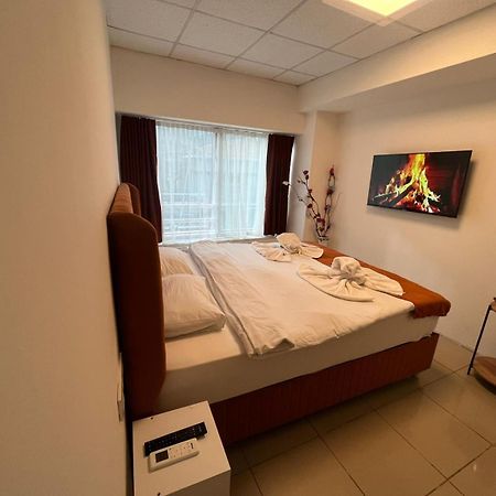 Kadikoey Bull Hotel Provincia di Provincia di Istanbul Esterno foto