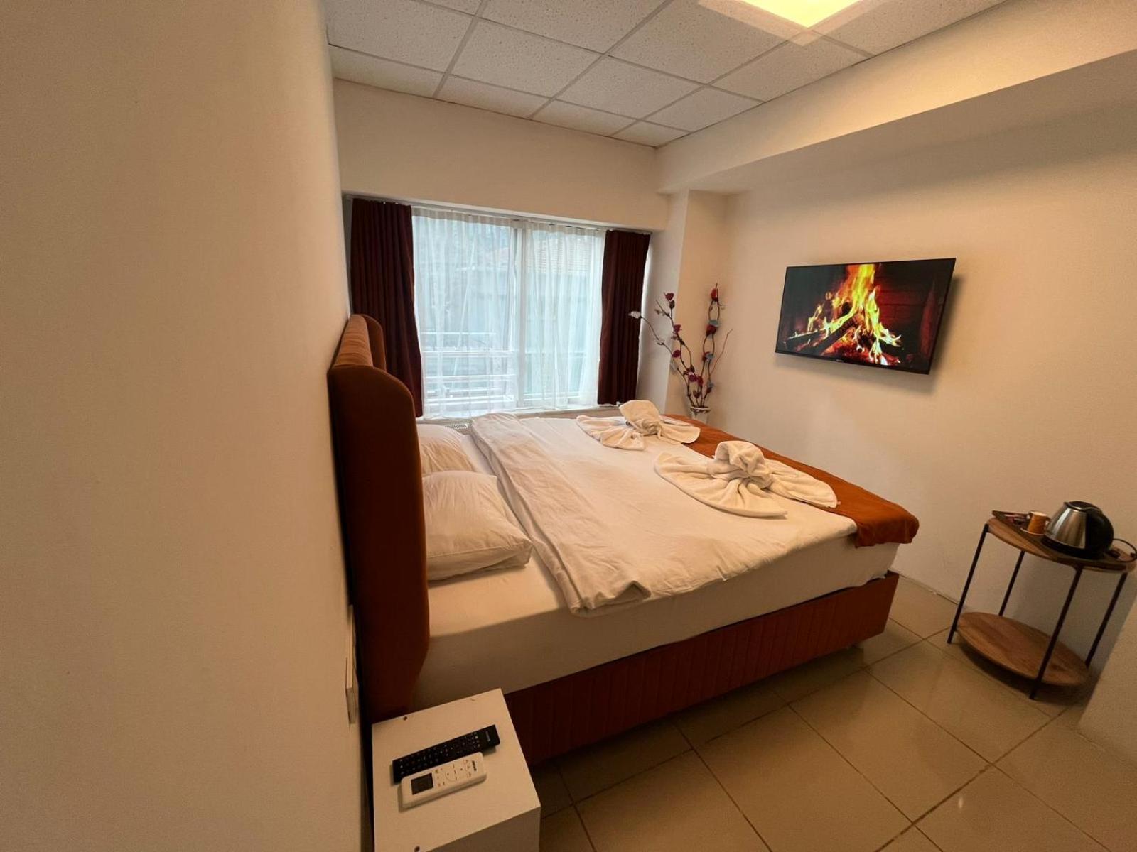 Kadikoey Bull Hotel Provincia di Provincia di Istanbul Esterno foto